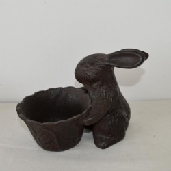 Decorative Easter Home Decor Cast Iron Rabbit Planter Bunny with Basket planter